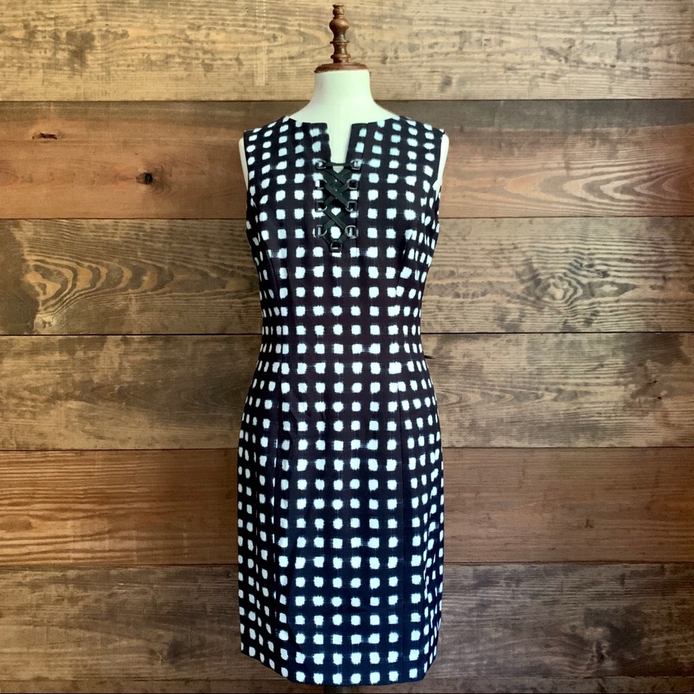 Tahari Sleeveless Dress